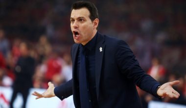 Βίντεο: Απίθανες σκηνές στον αγώνα του πρωταθλήματος Ισραήλ – Ο Δ.Ιτούδης ξέσπασε κατά των διαιτητών