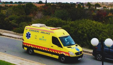 Μυστήριο με τον θάνατο 78χρονου στην Λάρνακα: Τέσσερα ακόμα μέλη της οικογένειας μεταφέρθηκαν στο νοσοκομείο