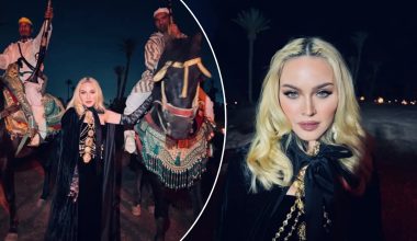 Στο Μαρόκο η Μαντόνα: Ποζάρει δίπλα σε άντρες με παραδοσιακές φορεσιές πάνω σε άλογα (φώτο)