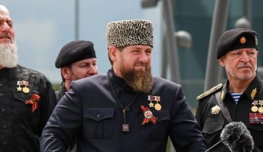 Υπουργός της Τσετσενίας δημοσίευσε βίντεο με τον Ρ.Καντίροφ και διέψευσε τα δημοσιεύματα περί νοσηλείας του