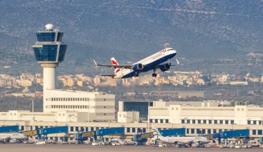 Κλειστό το FIR Αθηνών: Αδύνατες οι προσγειώσεις και απογειώσεις στα ελληνικά αεροδρόμια (upd)