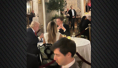 Ε.Μασκ και Ν.Τραμπ δείπνησαν μαζί στο Μαρ-Α-Λάγκο λήγοντας την επτάμηνη διαμάχη τους (φωτο)