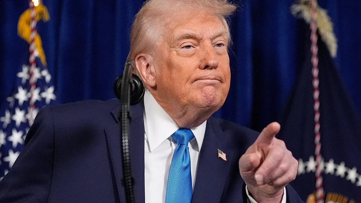 Ν.Τραμπ για μία στρατιωτική επιχείρηση κατά της Κολομβίας: «Μου φαίνεται καλή ιδέα» (βίντεο)