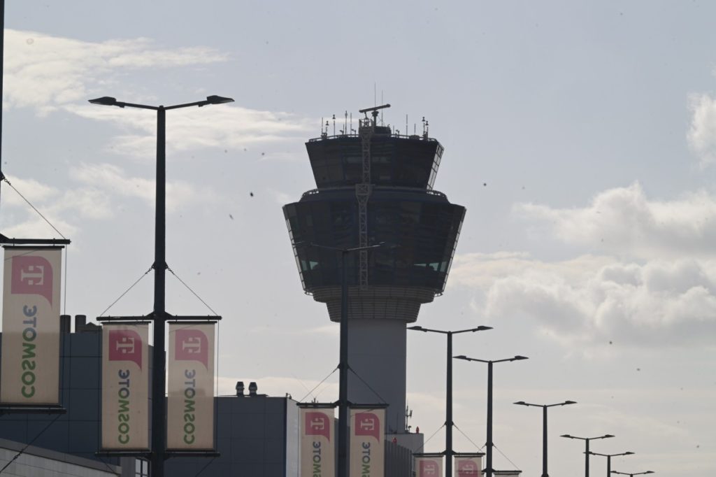 Blackout FIR Aθηνών: Εισαγγελική εντολή έρευνας για το αδίκημα επικίνδυνων παρεμβάσεων στη συγκοινωνία αεροσκαφών