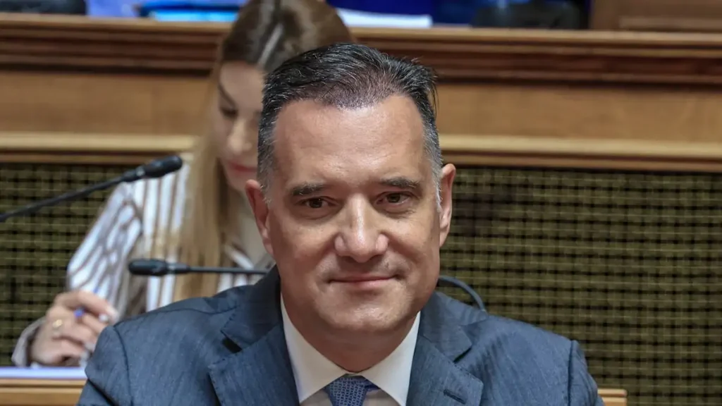 Πάλι ανοησίες λέει ο Άδωνις Γεωργιάδης