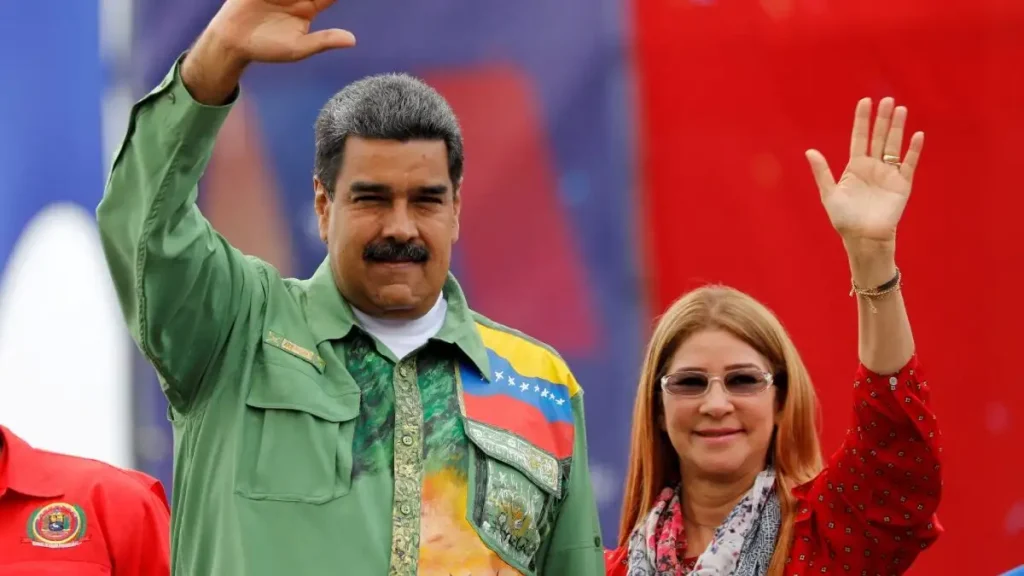 Η Ελβετία «παγώνει» όλα τα περιουσιακά στοιχεία του Μαδούρο