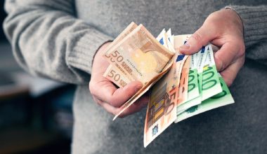 Οι πληρωμές που θα γίνουν από e-ΕΦΚΑ και ΔΥΠΑ μέχρι την Παρασκευή 9 Ιανουαρίου