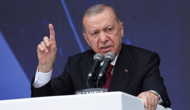 Ρ.Τ.Ερντογάν: «Οι εχθροί μας θέλουν την κεφαλή μας – Κουνούν το δάχτυλο αδιαφορώντας για το μπόι τους»