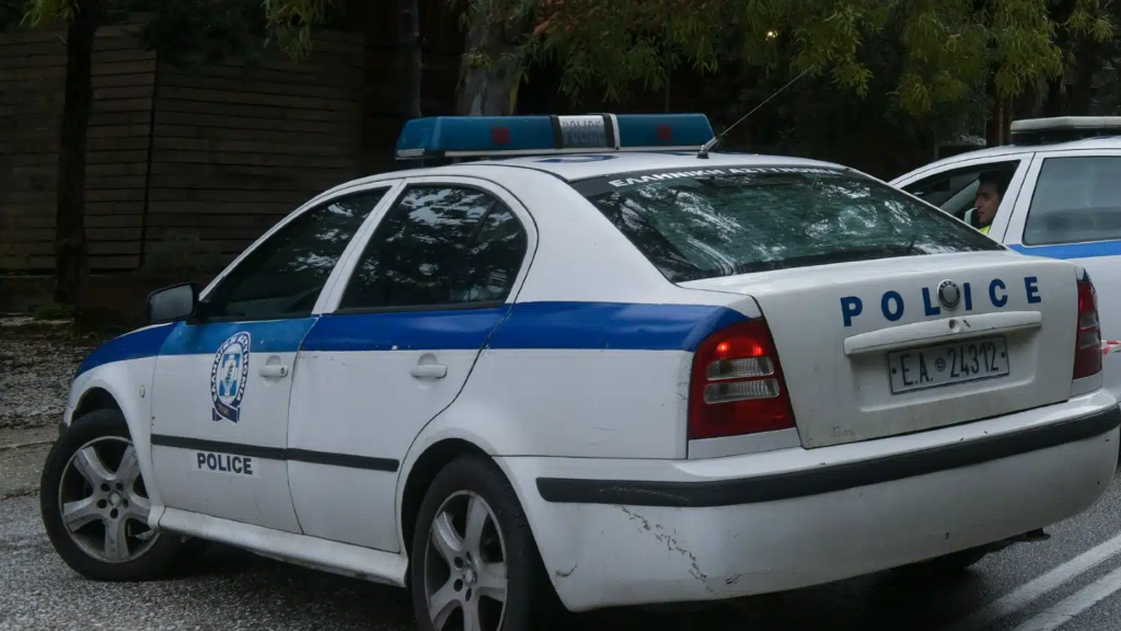 Θεσσαλονίκη: Συνελήφθησαν πέντε άτομα σε κατάστημα όπου διεξάγονταν παράνομα τυχερά παίγνια