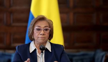 ΥΠΕΞ Κολομβίας: «Οι ένοπλες δυνάμεις μας θα αμυνθούν σε ενδεχόμενη εισβολή των ΗΠΑ»