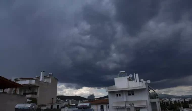 Καιρός: Ισχυροί άνεμοι έως 9 μποφόρ στο Αιγαίο αύριο – Βροχές και καταιγίδες σε αρκετές περιοχές