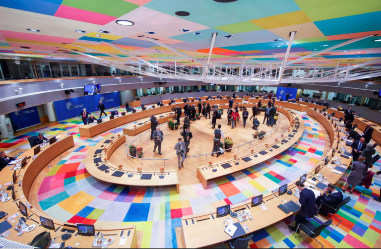 Ευρωπαίοι και Αμερικανοί αποφασίζουν για τις εγγυήσεις ασφαλείας στην Σύνοδο στο Παρίσι