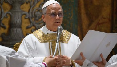 Βατικανό: Ο πάπας Λέων ΙΔ’ συγκάλεσε εκτάκτως τους καρδιναλίους όλου του κόσμου