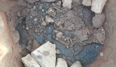 Ανακαλύφθηκαν ανθρώπινα οστά μέσα σε πιθάρι στη Ραφήνα (φώτο)