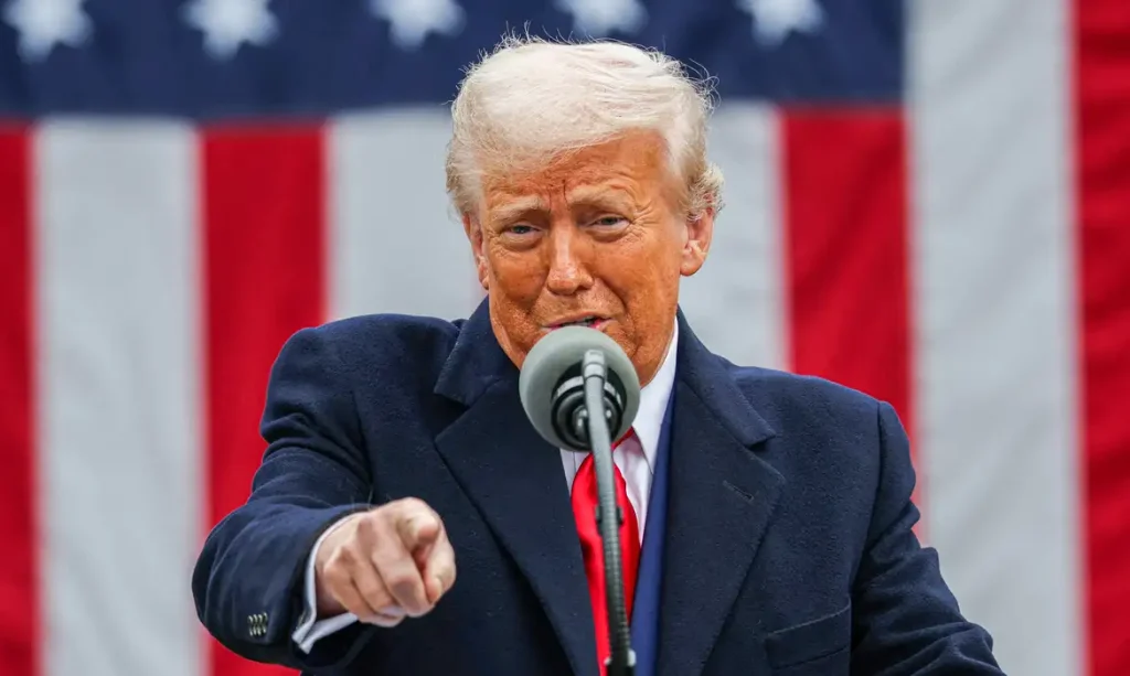 Ν.Τραμπ: «Με τα χρήματα που θα πάρει η Βενεζουέλα από την πώληση πετρελαίου θα αγοράσει μόνο αμερικανικά προϊόντα»