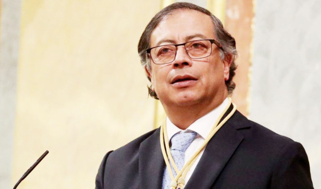 Γ.Πέτρο: «Δεν θα δώσουμε στον Τραμπ άνθρακα ή πετρέλαιο»