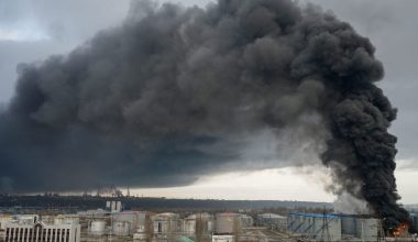 Ρωσική επίθεση με drones κατά δύο πλοίων στο λιμάνι της Οδησσού