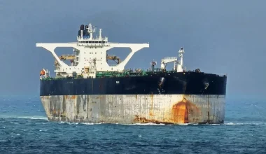 Ρωσία: Οι ΗΠΑ απελευθέρωσαν δύο Ρώσους μέλη του πληρώματος του τάνκερ Marinera που είχαν καταλάβει