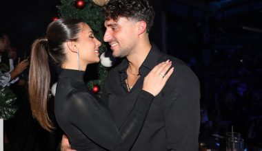 Σ.Κατσούλης για Μ.Ρουμελιώτη: «Μόνο η δική μου γυναίκα είναι 5 μηνών έγκυος και δεν κουράζεται ποτέ;»