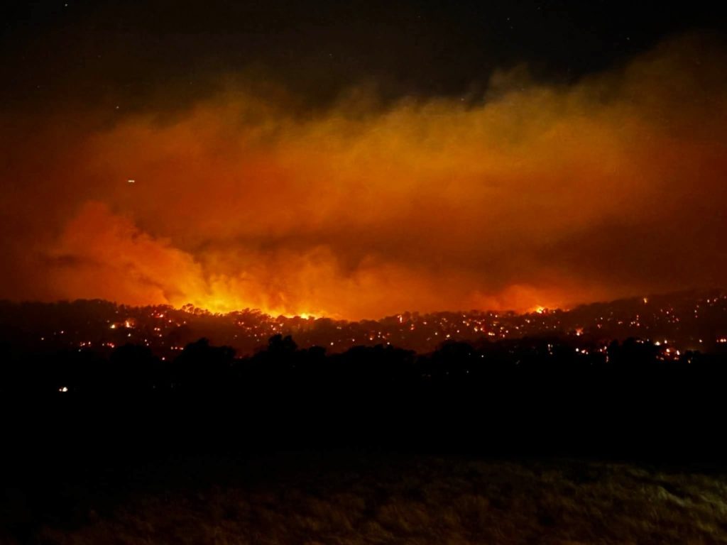Φλέγεται η Βικτόρια της Αυστραλίας