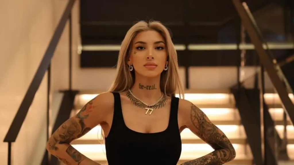 Η Μπέριλ ΜακΚίσικ εκτέλεσε ελεύθερες βολές στο παρκέ του ΣΕΦ και προκάλεσε «χαμό» στα social media (βίντεο)