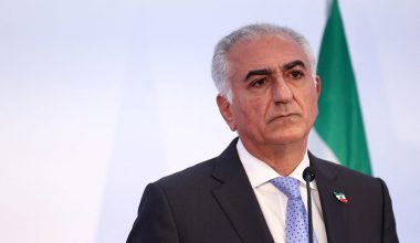 Ο Ρ.Τζουλιάνι για τον γιο του εκπεσόντα Σάχη: «Είναι απατεώνας»!