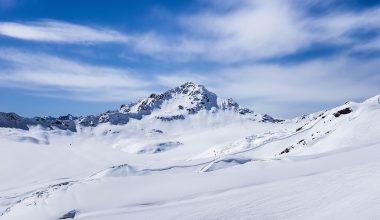 Τραγωδία στις γαλλικές Άλπεις: Τρεις νεκροί και ένας τραυματίας από χιονοστιβάδες