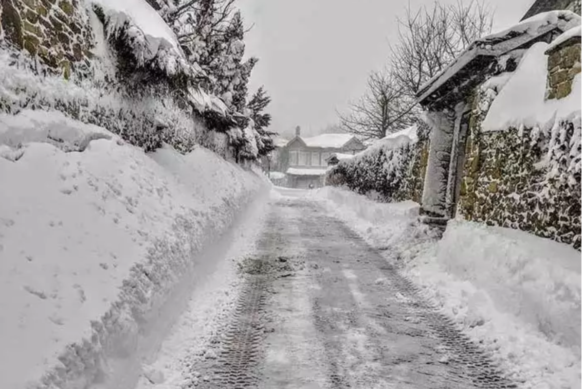 Κλειστά αύριο τα σχολεία στη Φλώρινα λόγω της έντονης χιονόπτωσης