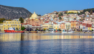 Conde Nast Traveller: Τα 15 ελληνικά νησιά που ξεχωρίζουν για τις φετινές διακοπές