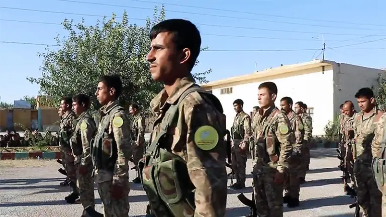 Οι Κούρδοι της Συρίας αποχωρούν από τις SDF και δημιουργούν δικές τους στρατιωτικές δυνάμεις κατά των ισλαμιστών