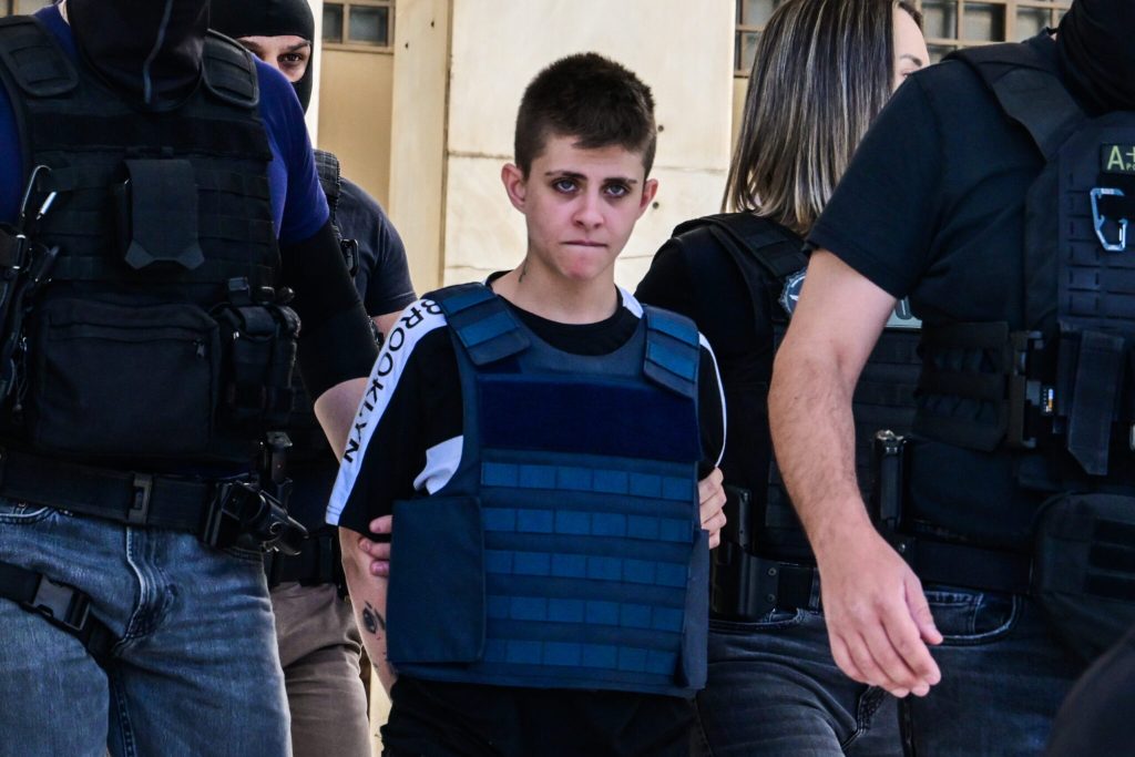 Ε.Μουρτζούκου: «Η Πόπη είχε κουραστεί από τις ευθύνες του παιδιού και ζητούσε την ελευθερία της»