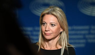 Μ.Καρυστιανού: Παραιτήθηκε  από το  Συμβούλιο του συλλόγου «Συγγενών των Θυμάτων του Εγκλήματος των Τεμπών»