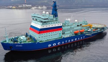 Arktika: Το ρωσικό πυρηνοκίνητο παγοθραυστικό που διατηρεί ανοιχτή την «Βόρεια Πολική Οδό»