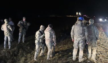 Τουρκία: Προσήχθη Κύπρια αεροσυνοδός για τη συντριβή του αεροσκάφους με θύμα τον Λίβυο στρατηγό και τη Μ.Παππά