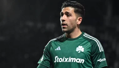 Με απόλυτο πρωταγωνιστή τον Μπακασέτα, ο Παναθηναϊκός νίκησε με 3-0 τον Άρη και περιμένει τον ΠΑΟΚ