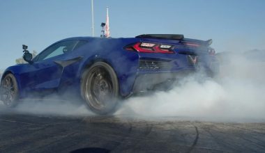 Corvette ZR1X: «Γάζωσε» με 8”675 στο 1/4 του μιλίου (βίντεο)