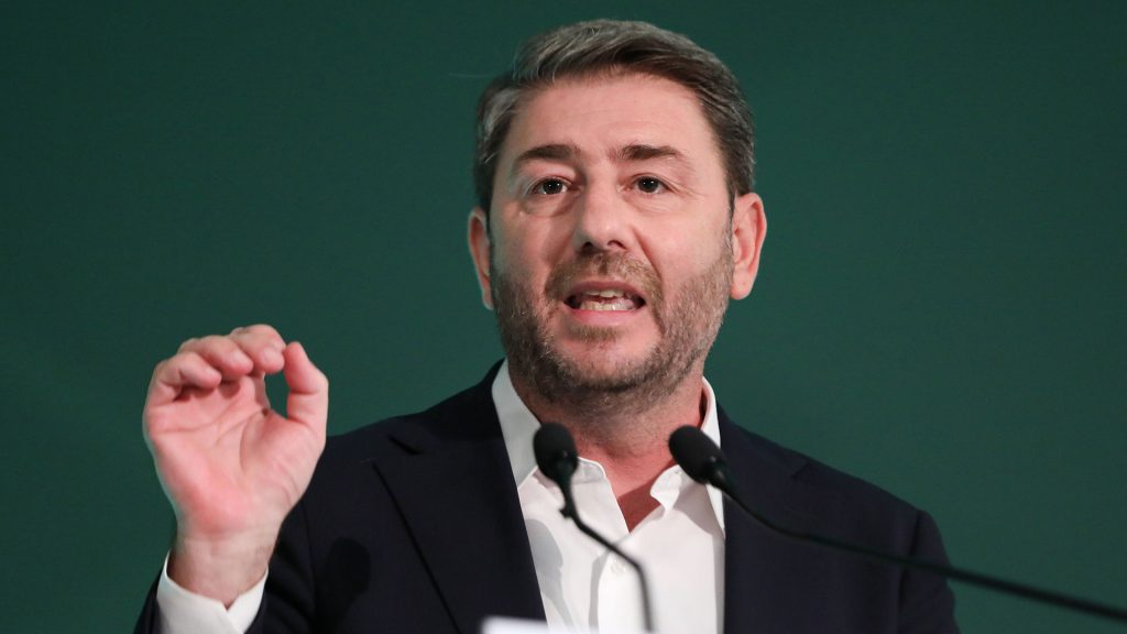 Έχουν τρομοκρατηθεί στο ΠΑΣΟΚ: Πολλά στελέχη θέλουν να «μεταγραφούν» στο κόμμα Τσίπρα