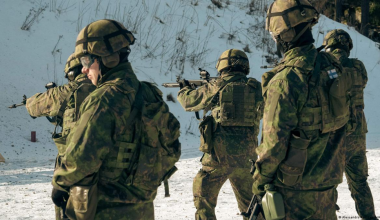 Φινλανδία: Ο Στρατός θα αποκτήσει νάρκες κατά προσωπικού και θα αρχίσει να εκπαιδεύει τα μέλη του