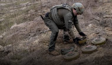 Φινλανδία: Ο Στρατός θα αποκτήσει νάρκες κατά προσωπικού και θα αρχίσει να εκπαιδεύει τα μέλη του