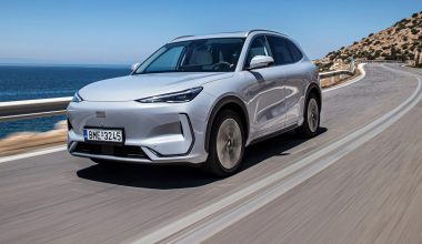 Νέο Geely EX5: Ηλεκτρικό SUV από €26.990 και κορυφαία τεχνολογία