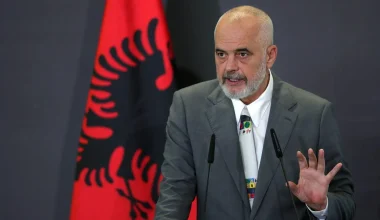 Προκλητικές δηλώσεις Ε.Ράμα: «Οι Έλληνες δεν είστε απόγονοι του Πλάτωνα και του Αριστοτέλη»