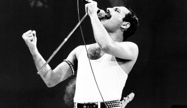 Φρέντι Μέρκιουρι: Έφυγε από τη ζωή η «κρυφή» κόρη του θρυλικού τραγουδιστή