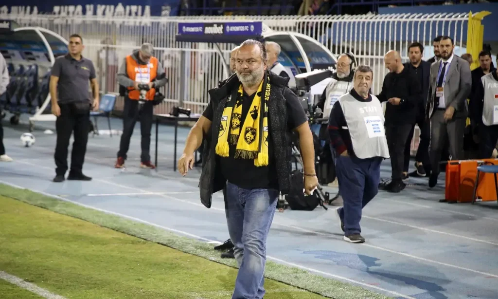 Ο Μ.Ηλιόπουλος επέβαλε πρόστιμο 400.000 ευρώ στους παίκτες της ΑΕΚ μετά την ήττα από τον ΟΦΗ