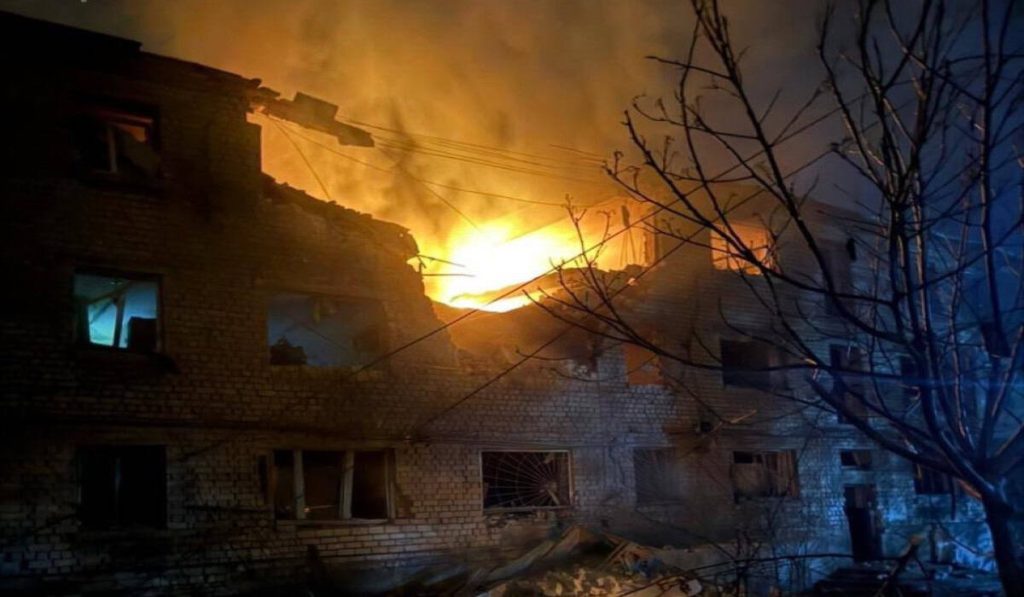 Οι ρωσικές δυνάμεις κτύπησαν κρίσιμη ενεργειακή υποδομή στο Χάρκοβο: Νέα πλήγματα και στο Κίεβο