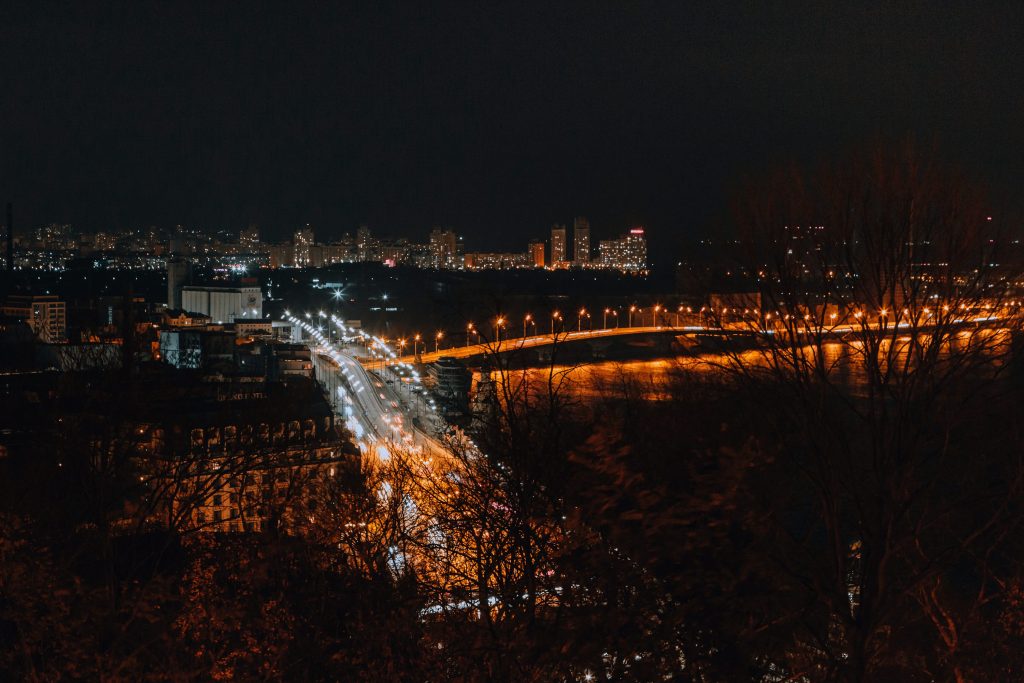 Κίεβο: Στο σκοτάδι η μισή πόλη  και χωρίς θέρμανση