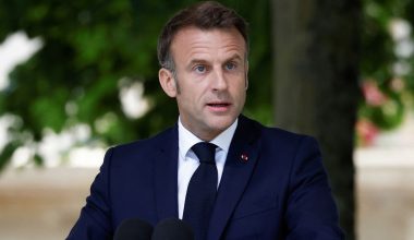 Ε.Μακρόν: «Η Γροιλανδία δεν είναι μόνο έδαφος της Δανίας αλλά και της ΕΕ και θα την υπερασπιστούμε»!