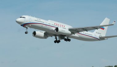 Η Μόσχα συνεχίζει τις εκκενώσεις Ρώσων υπηκόων από το Ισραήλ