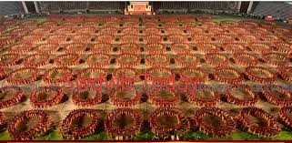 Οι 10.000 χορεύτριες που χόρεψαν μπροστά στον Ναρέντρα Μόντι και τον εντυπωσίασαν (βίντεο)