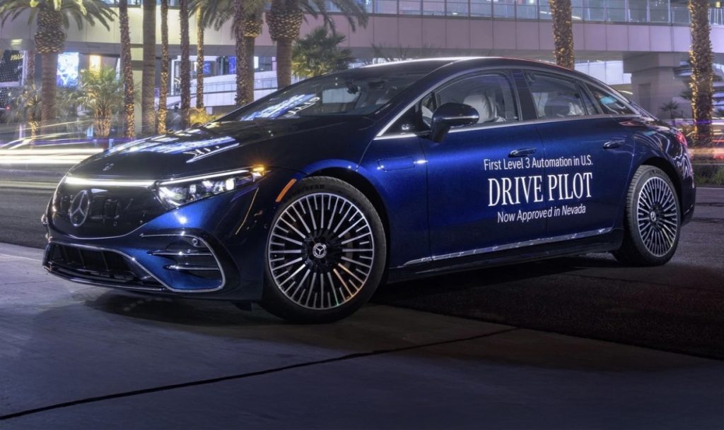 Mercedes-Benz: Χειρόφρενο στην αυτόνομη οδήγηση Επιπέδου 3