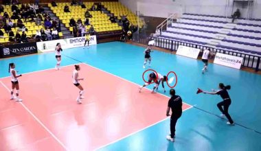 Βίντεο: Έπεσαν κομμάτια σοβά από το ταβάνι πάνω σε παίκτρια κατά τη διάρκεια του Άρης-ΑΟ Θήρας